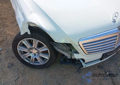 2012 Mercedes-Benz E 350 z USA, uszkodzony, nr VIN WDDHF5KB7CA561717